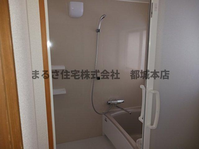 加治屋貸家の浴室