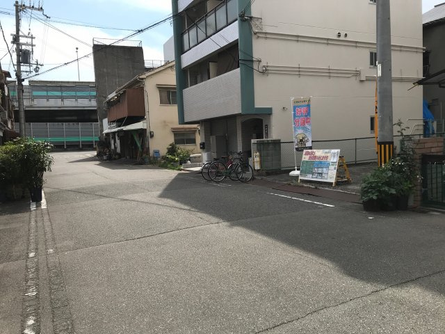 ケーズグランデ　梅香３-Ⅰの前面道路含む現地写真|前面道路写真です。
前道が広いと車庫入れも楽々♪