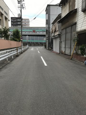 【前面道路含む現地写真】 | ケーズグランデ　梅香３-Ⅱ | 前面道路写真です。
前道が広いと車庫入れも楽々♪
