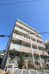 ファミーユ千里山西