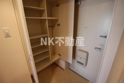 【玄関】 | 布施ハイライン（布施賃貸） | シューズボックスです