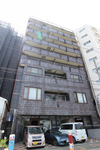 YKハイツ西明石の外観