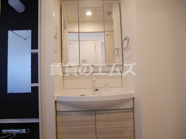 【独立洗面台】 | リヴァイン博多駅南 | リヴァイン博多駅南のシャンプードレッサー