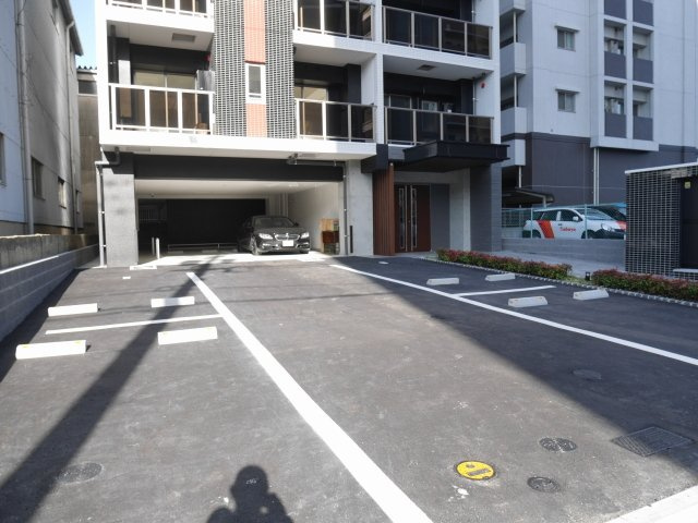 【駐車場】 | リヴァイン博多駅南 | リヴァイン博多駅南の駐車場