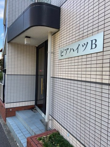 ピアハイツＢのエントランス