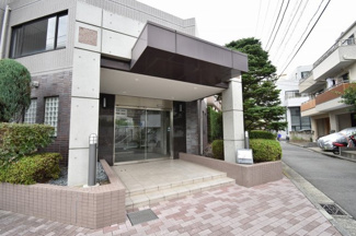 【エントランス】 | 相鉄本線「平沼橋」駅徒歩6分、JR・私鉄各線「横浜」駅徒歩12分、京急本線「戸部」駅徒歩12分！