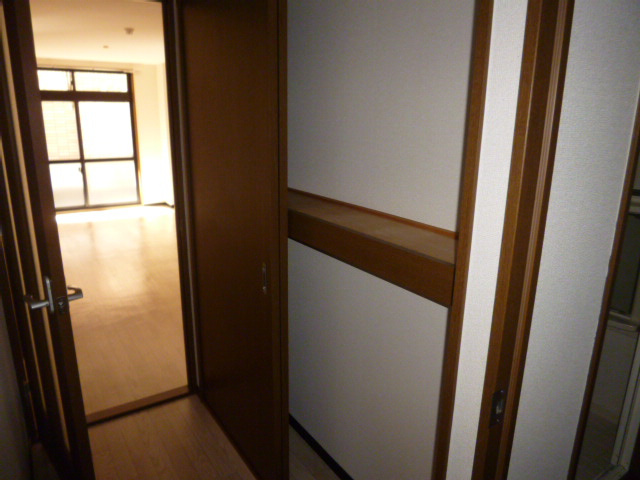 シャトレーンの収納