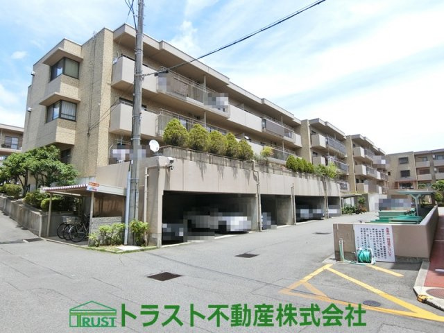 ガーデンビラ舞子2号棟の外観