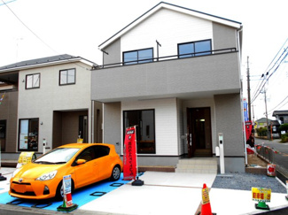 【外観】 | 落ち着いた雰囲気の外観です。さらに価格変更しております。ローン相談もお任せ下さい。勿論現金でも大丈夫です。さらに2190万円に価格変更です。