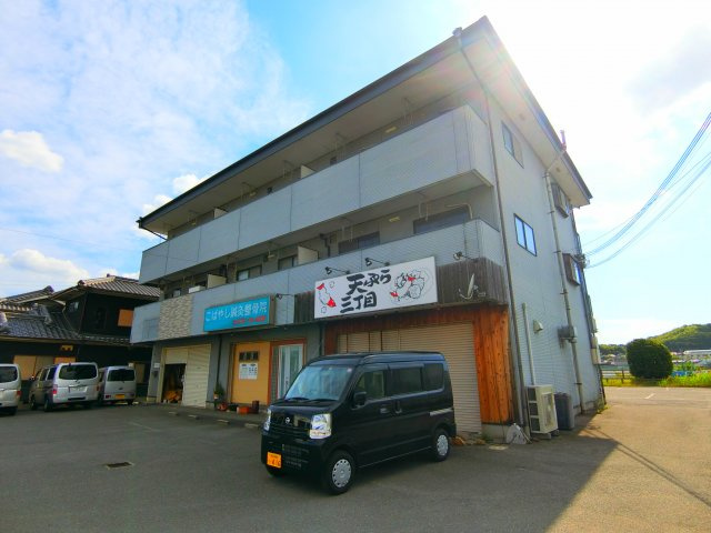 グリーンコート中野の外観