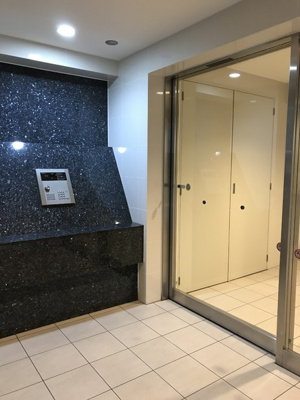 【エントランス】 | ブランノワール | エントランス