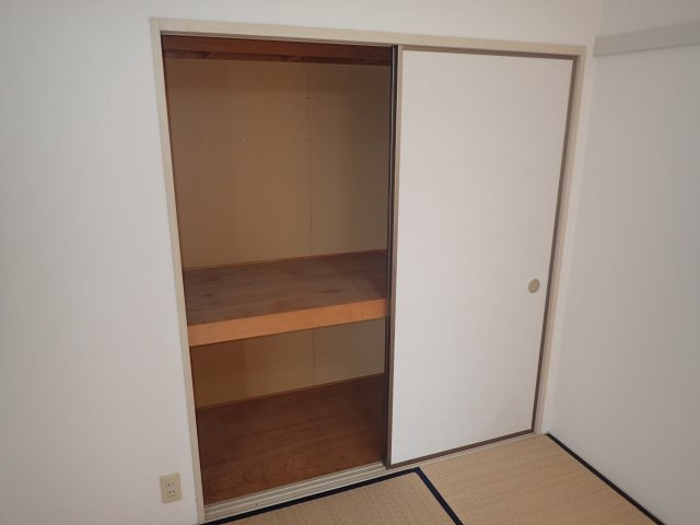 ハイコートやはたの収納