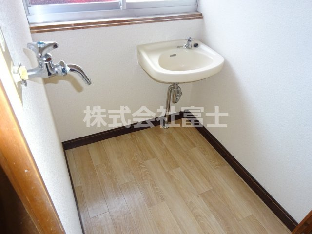 瀬川住宅の洗面所