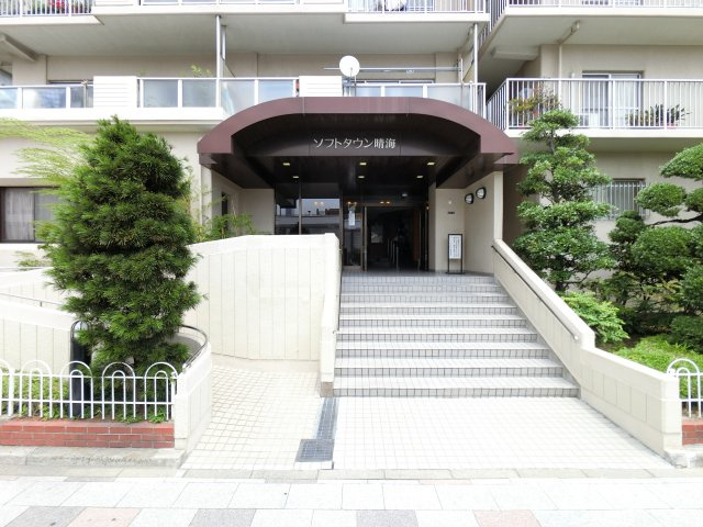 ソフトタウン晴海のエントランス