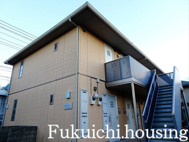 アンジュの外観