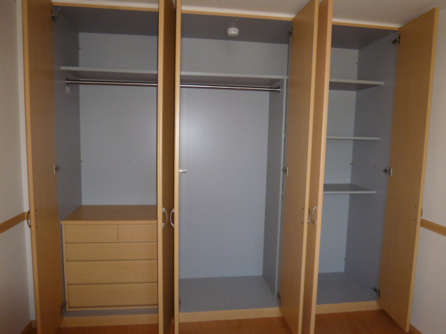 メルヴェーユの収納|クローゼット