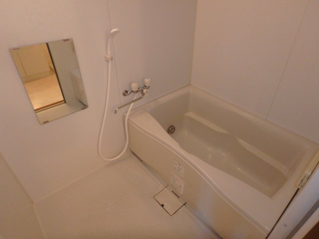 パークサイド雁宿1号館の浴室