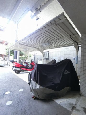 【その他共用部分】 | サンクレイドル本牧 | バイク置場