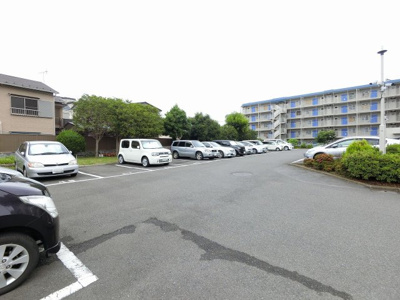 【駐車場】 | 鶴見スカイハイツB棟 | 平置き駐車場
