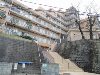 【外観】 | JR京浜東北線・根岸線・横浜線「東神奈川」駅徒歩10分、東急東横線「東白楽」駅徒歩9分、京浜急行線「神奈川新町」駅徒歩12分！