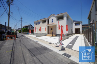 【前面道路含む現地写真】 | 2号棟　現地（2019年5月）撮影
南側は幅員約5.0mの公道に接面。 