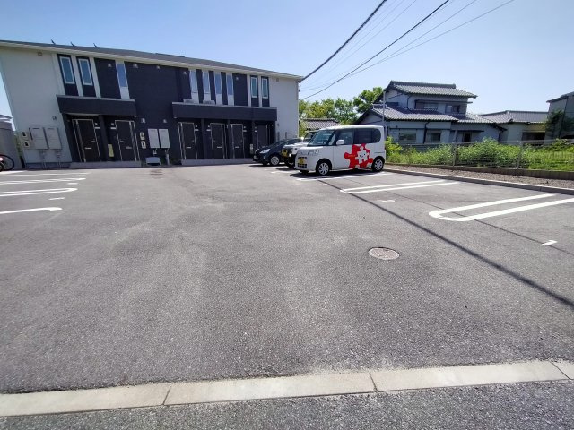 Dear CourtⅡ の駐車場