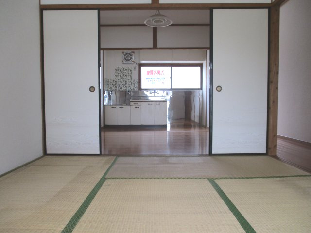 町田４丁目借家の居間・リビング