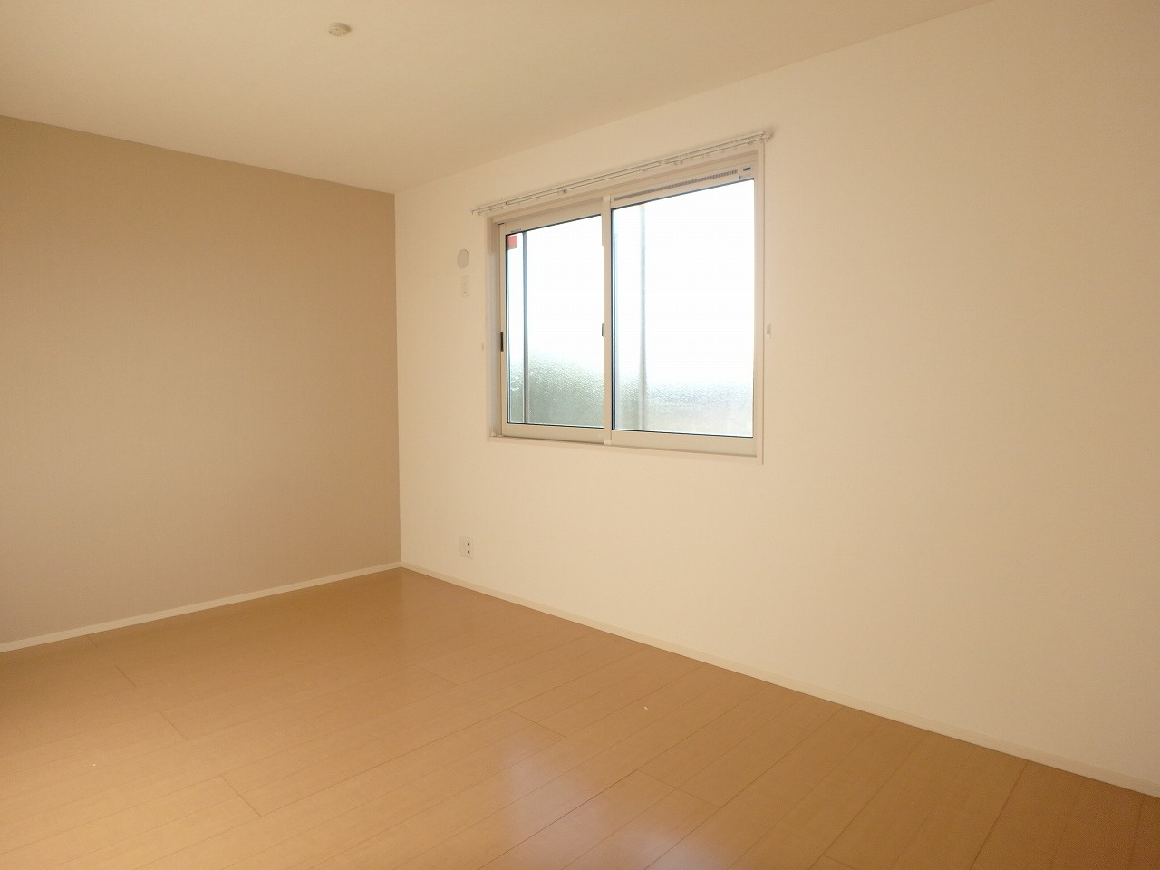 シャドー　ヴァリィの洋室