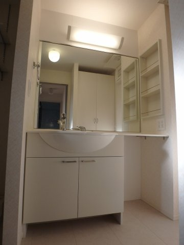 シャドー　ヴァリィの洗面所