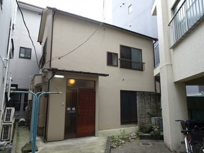 【外観】 | 川原貸家 | 川原貸家　嬉しい戸建て物件！日暮里駅から徒歩５分の好立地！便利な場所ながら、閑静な住宅街で静かな環境！