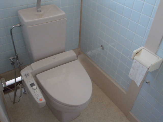 元旗町借家のトイレ