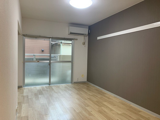 芹澤マンションの寝室