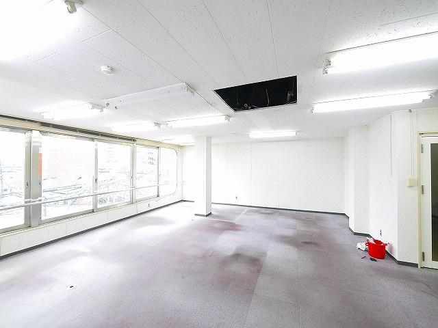 奥田ビルの内装