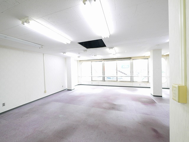 奥田ビルの内装