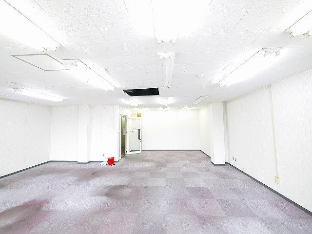 奥田ビルの内装