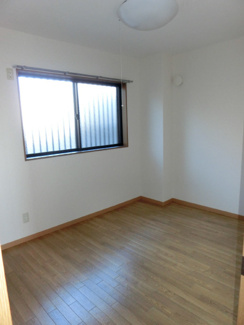 【洋室】 | 浜北ガーデンテラス | 明るい室内