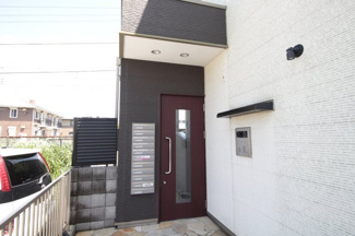 【エントランス】 | ゆとりのあるエントランスです