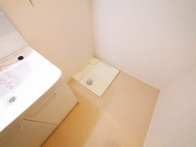アメニティプラザ朱雀の設備|室内洗濯機置き場