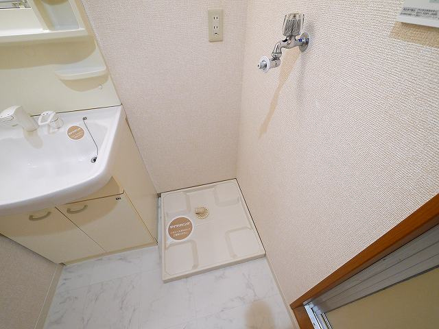 グレースコート恋の窪の設備|嬉しい室内洗濯機置き場がございます。