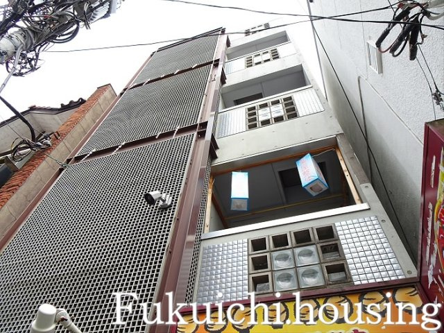 小黒ビルの外観