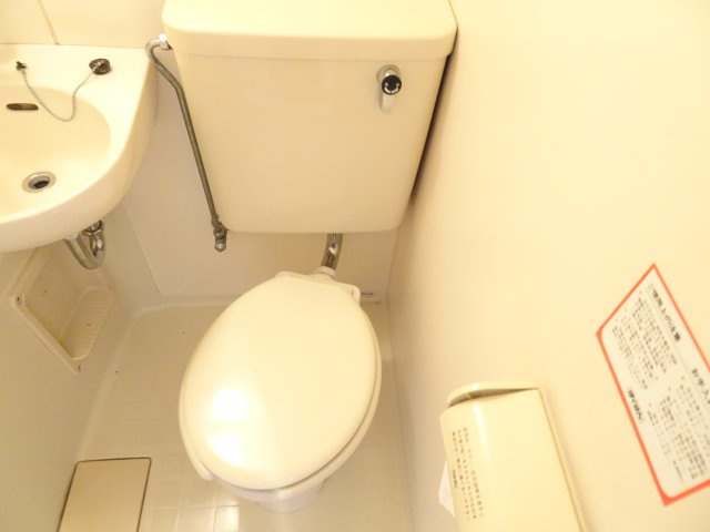 片岡陶光社ビルのトイレ