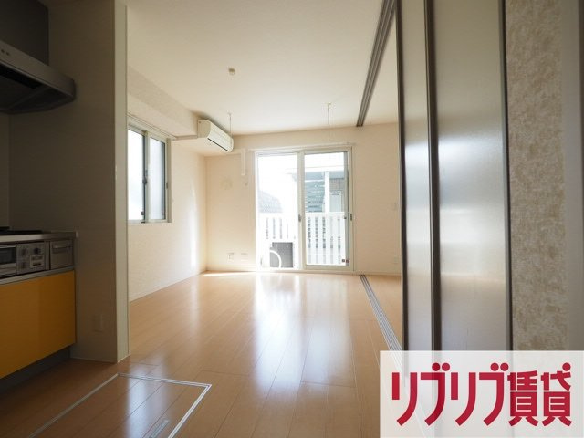 グランモア登戸　壱番館の居間・リビング