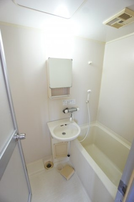 【浴室】 | メイプルいずみのC