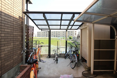【その他共用部分】 | 南十字星 | ☆屋根付き駐輪場☆