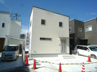 高知市佐々木町　新築戸建の画像