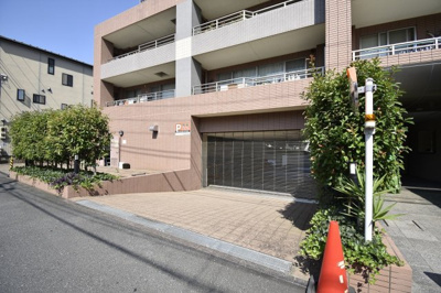【駐車場】 | 田園調布本町ガーデンハウス