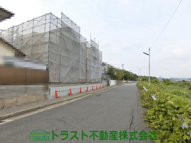 神戸市西区天が岡の前面道路含む現地写真