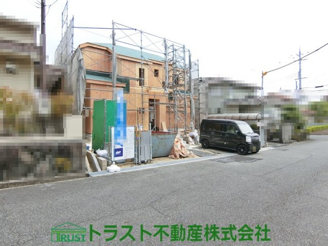 神戸西狩場台新築戸建　1号棟の前面道路含む現地写真