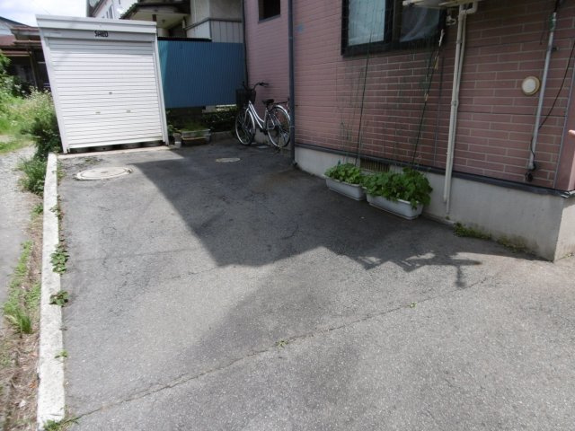 トマトハウス’98　の駐車場