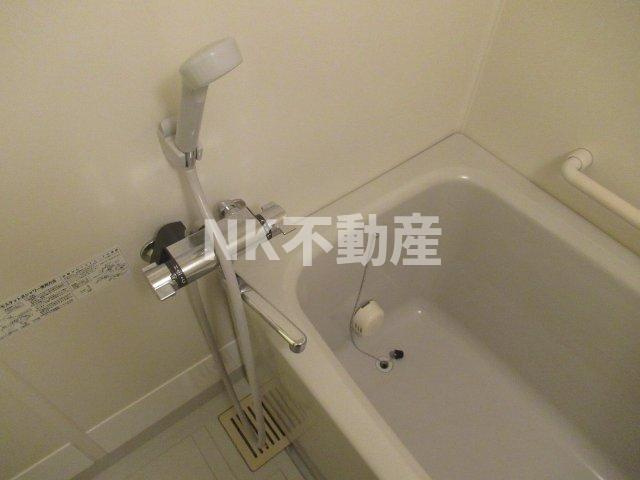 【浴室】 | 戴慶カーサグラシア（鴻池新田賃貸） | 高温差し湯式です